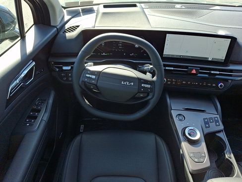 New 2026 Kia Sportage SX Prestige AWD/4WD image 7