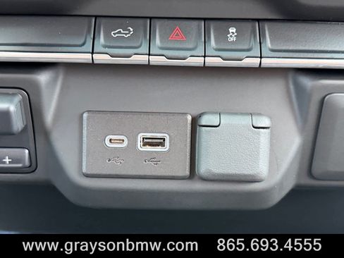 Used 2023 Chevrolet Silverado 2500 Custom w/ Custom Convenience Package AWD/4WD image 25