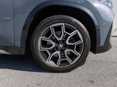 Certified 2023 BMW X1 xDrive28i w/ Premium Package image 9