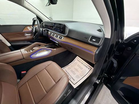 Used 2024 Mercedes-Benz GLS 450 GLS 450 image 30