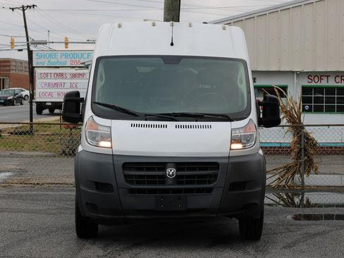 Used 2017 RAM ProMaster 2500 w/ Interior Convenience Group image 2