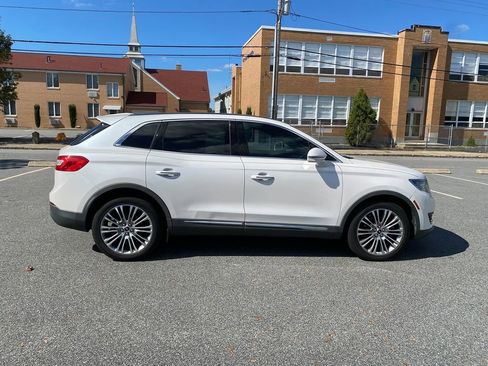 Used 2016 Lincoln MKX Reserve w/ Cargo Utility Package image 4