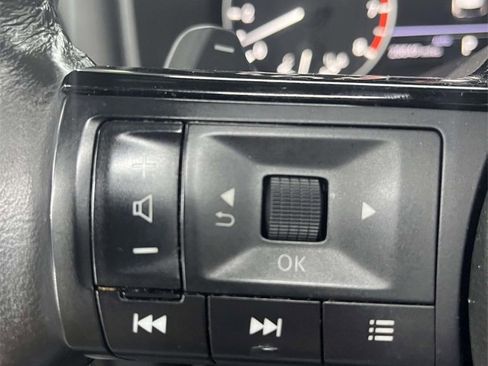 Used 2021 Nissan Rogue SV w/ Premium Package image 22