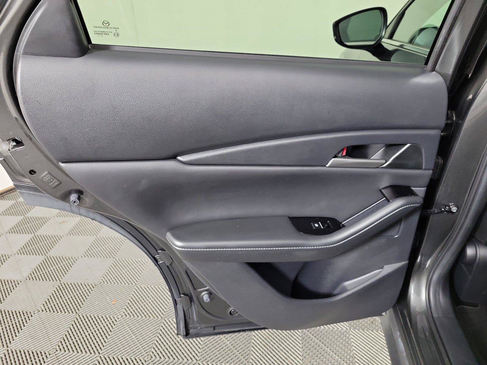 Used 2024 MAZDA CX-30 AWD 2.5 S w/ Select Sport Pkg image 18