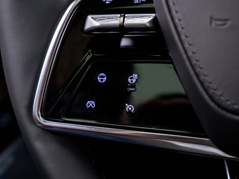 New 2026 Cadillac Lyriq Signature Sport w/ Nappa Leather Package AWD/4WD image 25