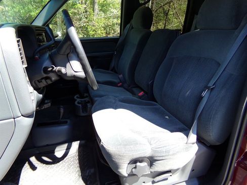 Used 2002 Chevrolet Silverado 2500 LS AWD/4WD image 15