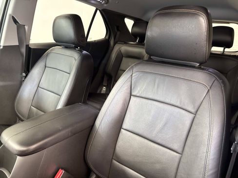 Used 2021 Chevrolet Equinox Premier FWD image 19