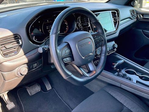Used 2025 Dodge Durango GT AWD/4WD image 15