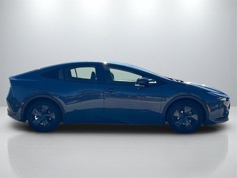 Certified 2025 Toyota Prius LE image 4