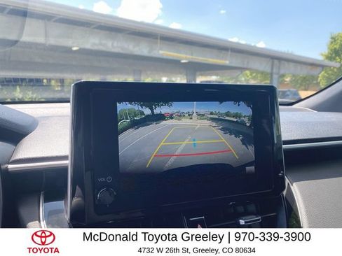 Used 2023 Toyota Corolla Cross AWD Hybrid w/ Convenience Package image 17