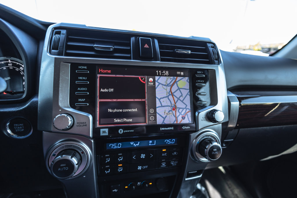 Used 2021 Toyota 4Runner Limited AWD/4WD image 15