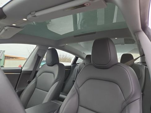 Used 2025 Tesla Model 3 Long Range image 29