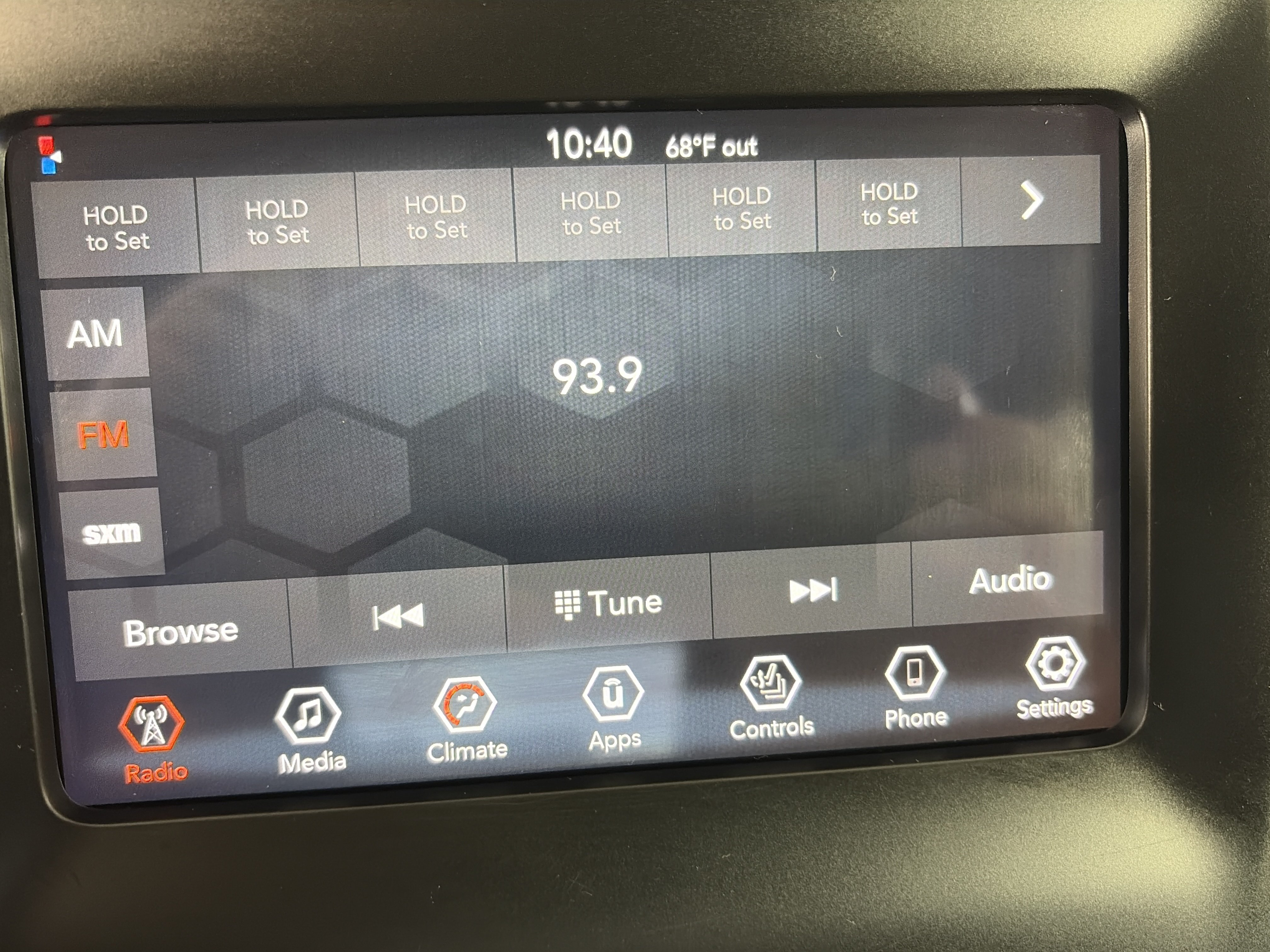 Used 2021 Jeep Cherokee Latitude Lux w/ Sun & Sound Group AWD/4WD image 21