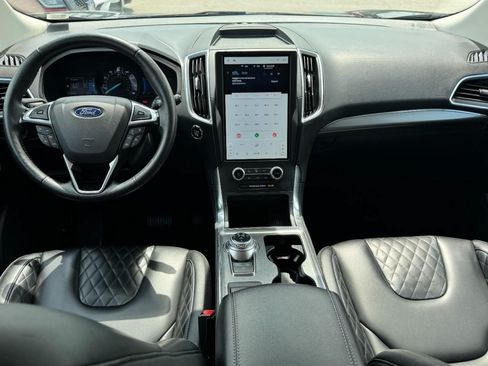 Used 2024 Ford Edge Titanium AWD/4WD image 11