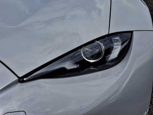 New 2026 MAZDA MX-5 Miata RF Grand Touring RWD image 4
