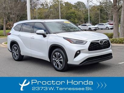 Used 2022 Toyota Highlander XLE