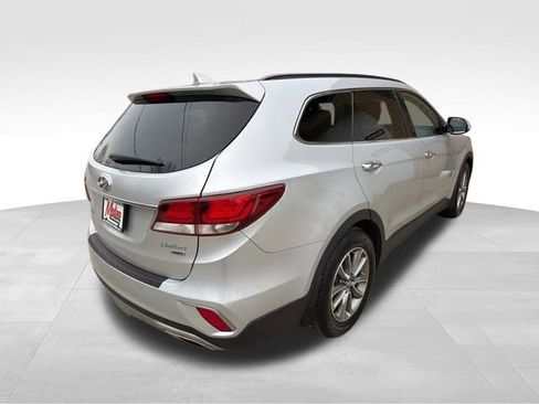 Used 2017 Hyundai Santa Fe Limited w/ Cargo Package image 4