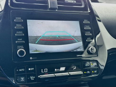 Used 2021 Toyota Prius XLE FWD image 10
