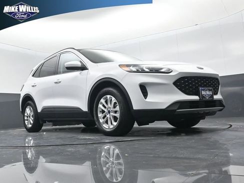 Used 2021 Ford Escape SE w/ Cold Weather Package image 17