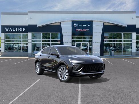 Used 2026 Buick Envista Avenir FWD image 2