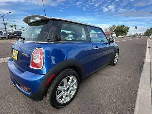 Used 2013 MINI Cooper S w/ Technology Pkg image 4
