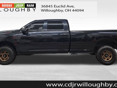 Used 2019 RAM 3500 Tradesman w/ Chrome Appearance Group image 5