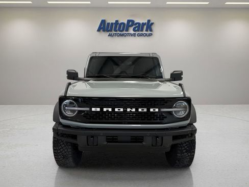 Used 2024 Ford Bronco Wildtrak image 2