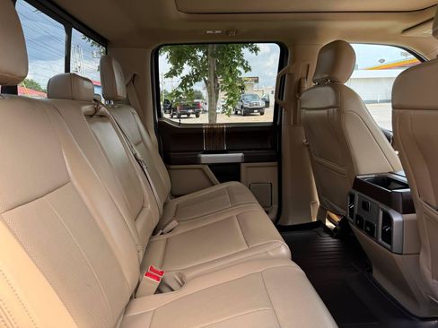 Used 2018 Ford F150 Lariat AWD/4WD image 19