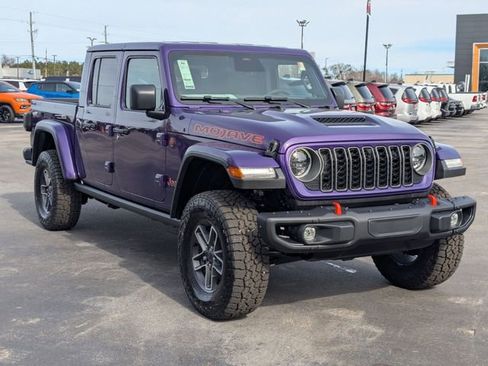 New 2026 Jeep Gladiator Mojave image 2