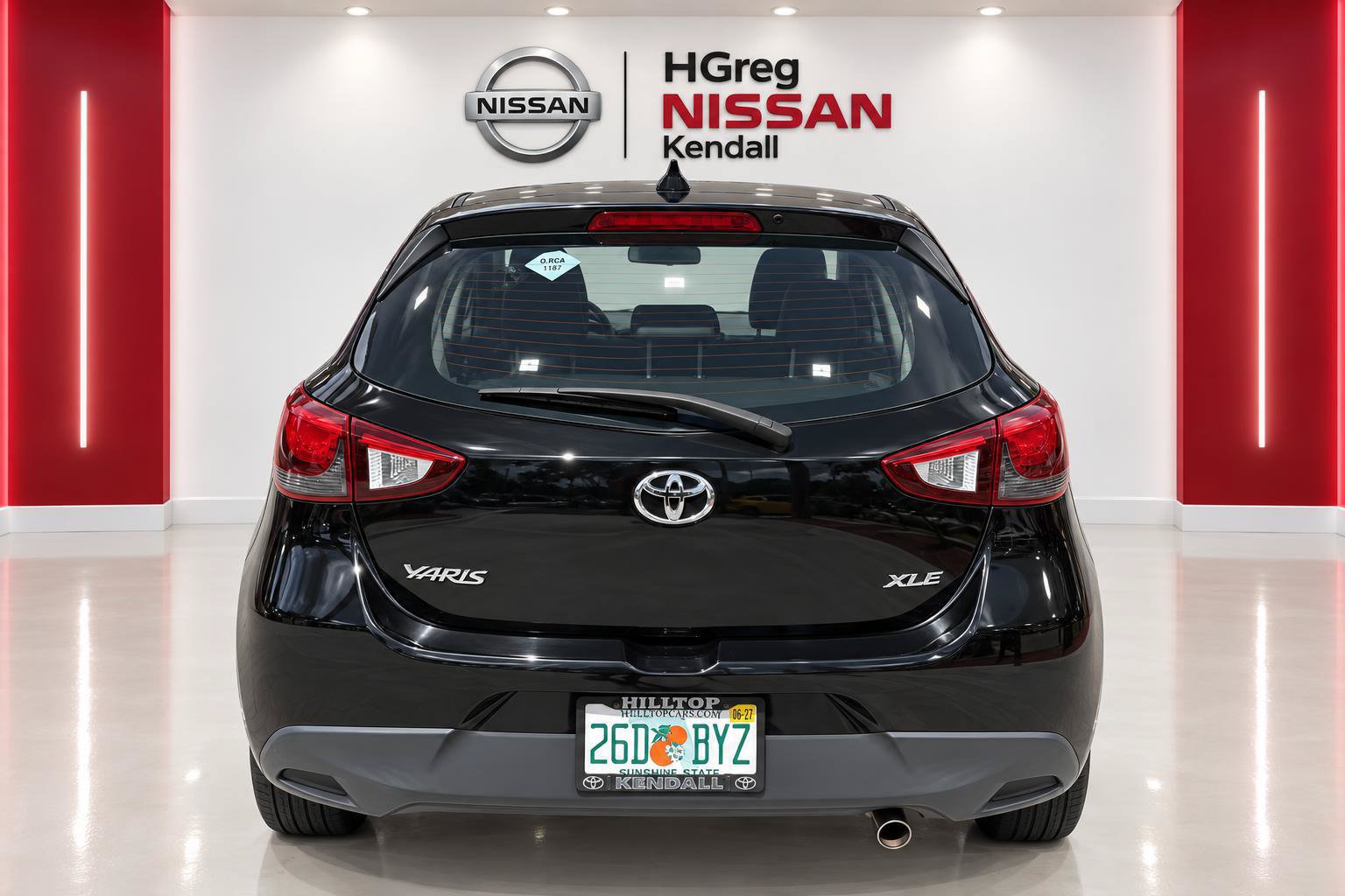 Used 2020 Toyota Yaris XLE FWD image 4