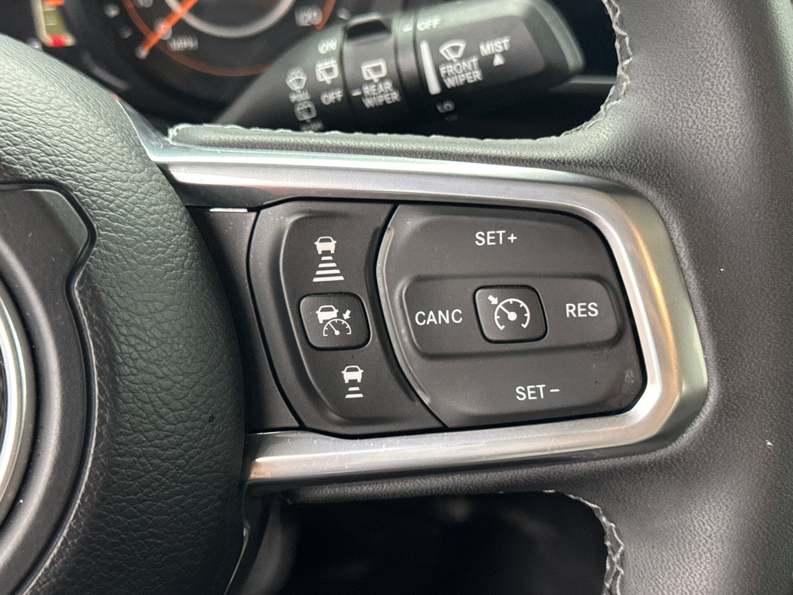 Used 2026 Jeep Wrangler Unlimited Sahara AWD/4WD image 29