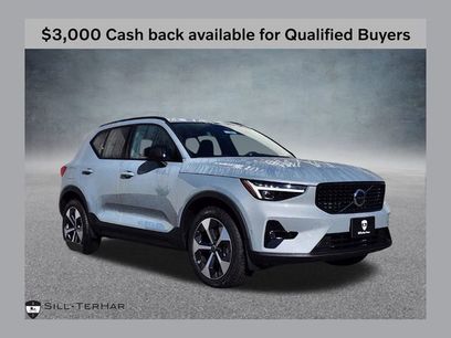 New 2026 Volvo XC40 B5 Plus w/ Protection Package Premier