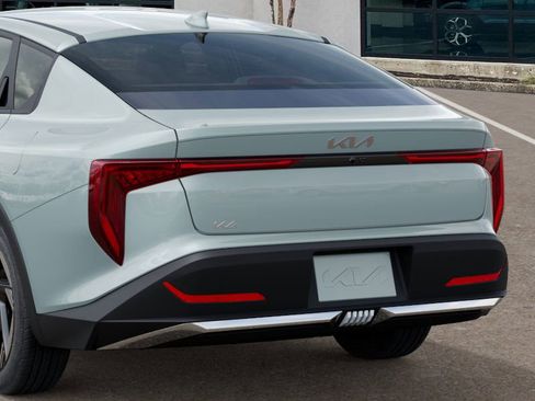 New 2026 Kia K4 EX image 13