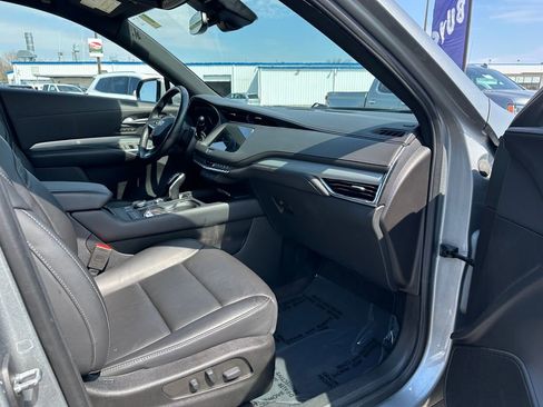 Certified 2023 Cadillac XT4 Premium Luxury AWD/4WD image 20