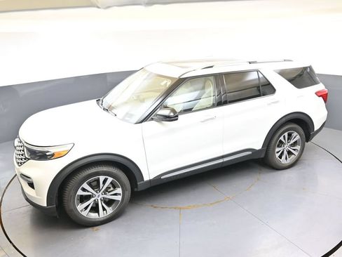 Used 2020 Ford Explorer Platinum w/ Premium Technology Package AWD/4WD image 38
