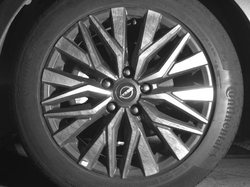 Used 2025 Nissan Altima 2.5 SV image 12