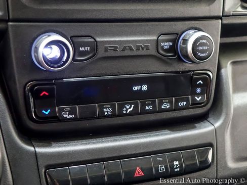 Used 2023 RAM ProMaster 2500 FWD image 14