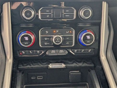 Certified 2023 GMC Yukon Denali image 22