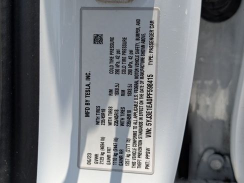 Used 2023 Tesla Model 3 Standard Range RWD image 20