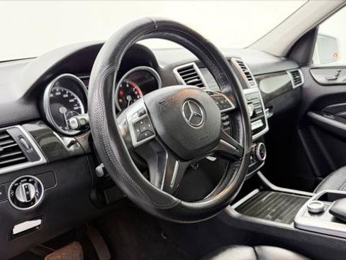 Used 2015 Mercedes-Benz ML 350 2WD image 26