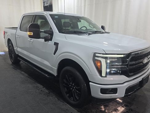 Used 2025 Ford F150 Lariat AWD/4WD image 3