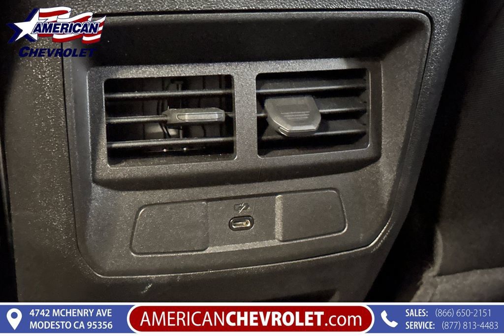 Used 2026 Chevrolet Colorado LT w/ LPO, Pro Essentials Package AWD/4WD image 16