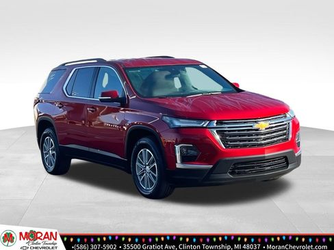 Certified 2023 Chevrolet Traverse LT image 6
