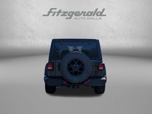 Used 2024 Jeep Wrangler Unlimited AWD/4WD image 7