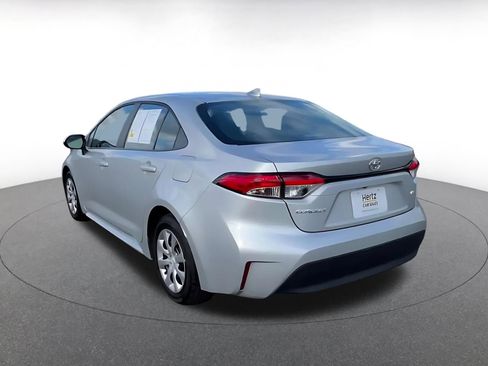 Used 2025 Toyota Corolla LE image 12