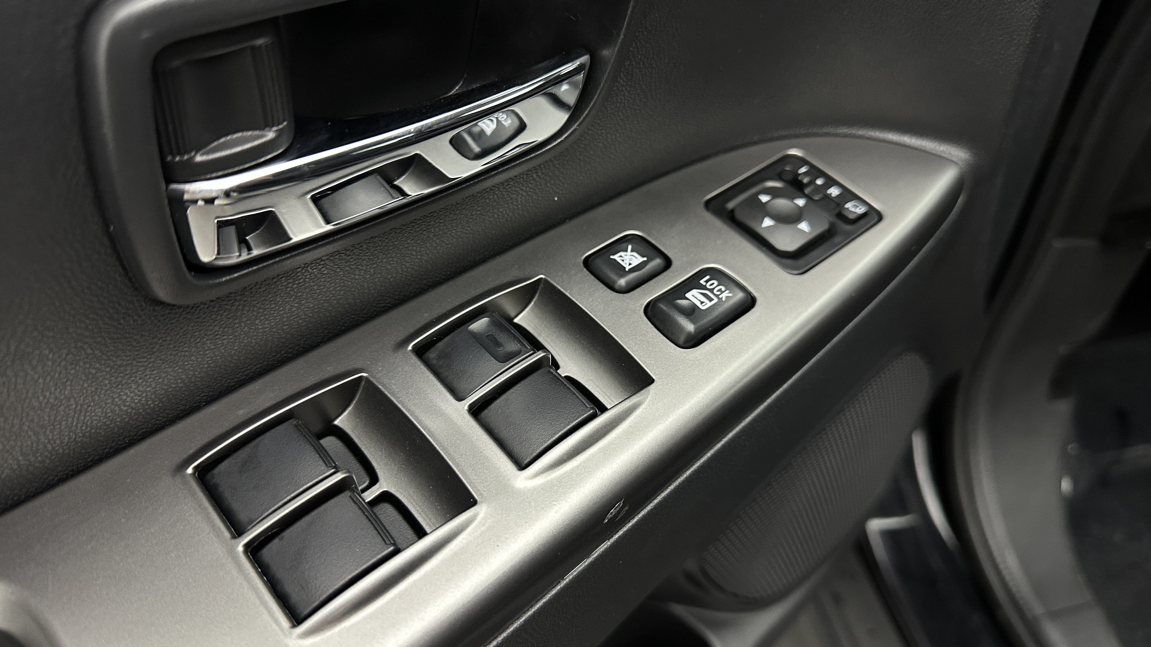 Used 2026 Mitsubishi Outlander Sport SE AWD/4WD image 12