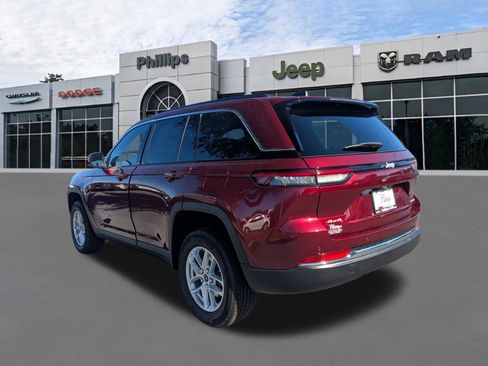 New 2025 Jeep Grand Cherokee Laredo X w/ Luxury Tech Group I image 5