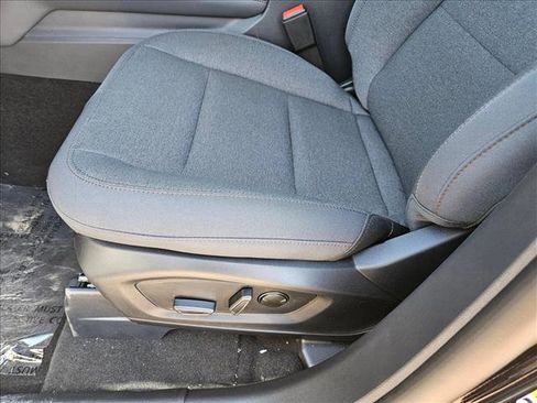New 2026 Ford Explorer Active RWD image 4