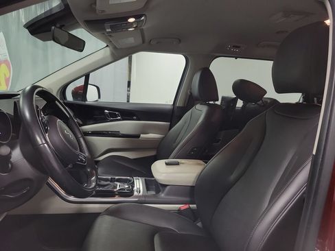 Used 2022 Kia Carnival SX FWD image 12