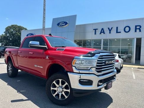 Used 2022 RAM 2500 Limited AWD/4WD image 1